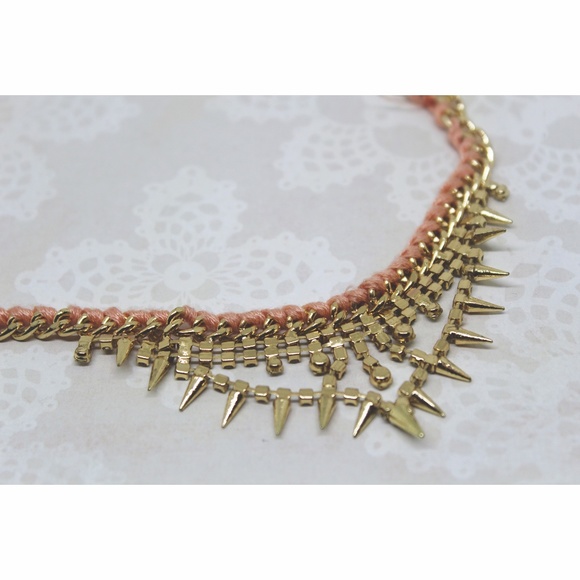 2/$15 NWOT Topshop necklace - Picture 3 of 3